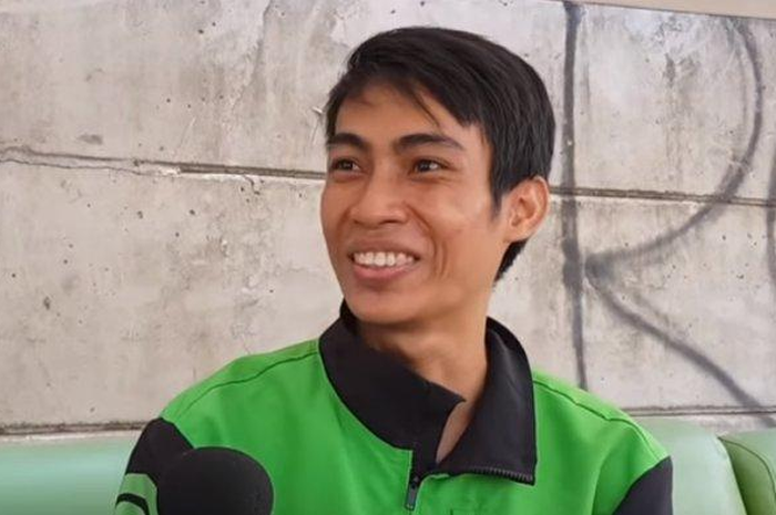 Ahmad , driver ojol yang diajak berhubungan badan oleh customer sendiri