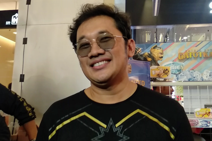 Hanung Bramantyo saat dijumpai Grid.ID usai acara 'Gatotkaca Takeoff' di Mall Kota Kasablanka, Jakarta Selatan, Minggu, (26/1/2020).