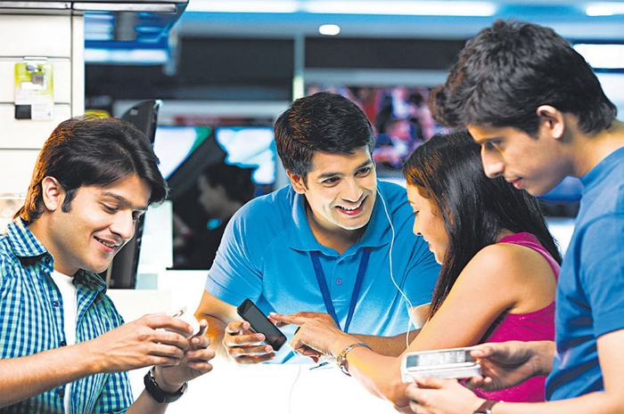 Pasar smartphone dunia turun 13%, namun Xiaomi dan Realme naik karena kuat di India