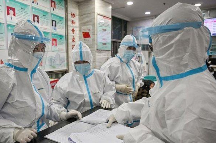 Tim medis yang tangani kasus virus corona