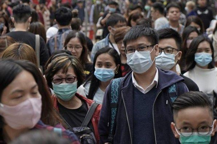 Bagi warga Wuhan, dunia saat ini hanya sebatas rumah mereka dan terpaksa mencari cara lain untuk mengisi waktu hingga kota kembali dibuka.