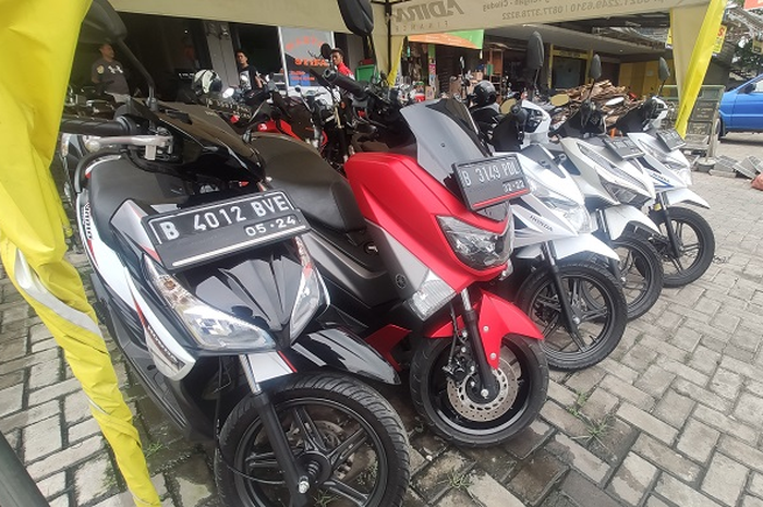 Ilustrasi kredit motor melalui leasing.