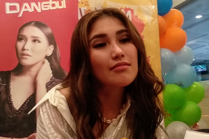 Ayu Ting Ting saat Grid.ID jumpai di kawasan Duren Sawit, Jakarta Timur, Sabtu (1/2/2020).