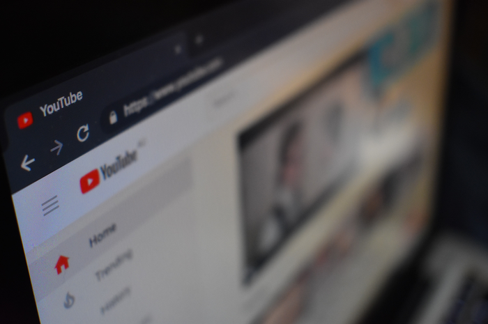Ilustrasi Youtube