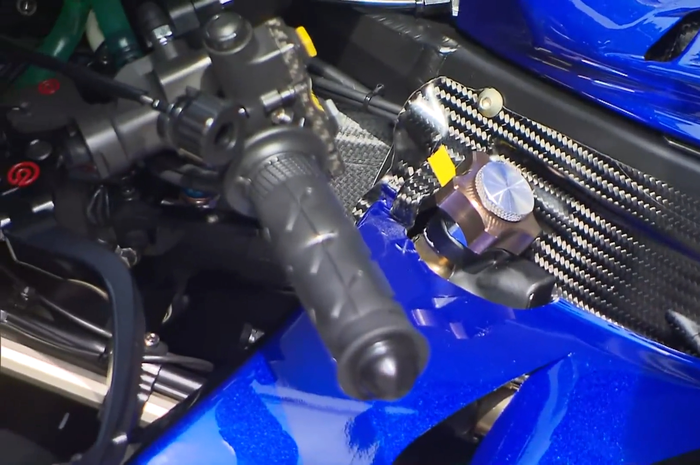 Perangkat anyar di motor Yamaha M1 2020 yang disebut-sebut holeshot device tertangkap kamera saat tes pramusim MotoGP 2020 Sepang, (7-9/2/2020)