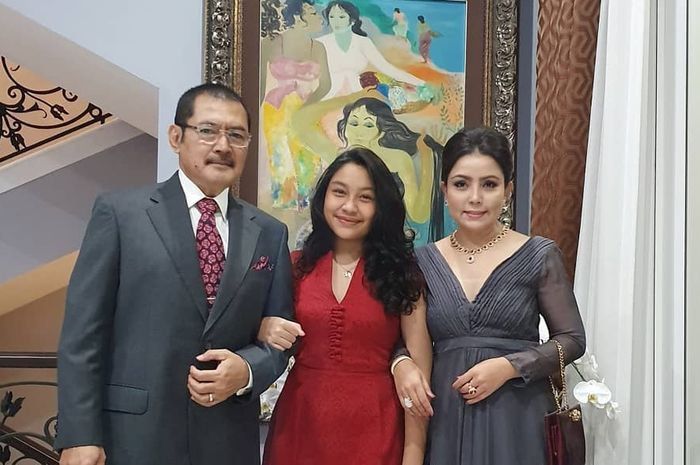 Terbongkar! enggan sebut ayah atu papa, ternyata ini panggilan putri Mayangsari untuk Bambang Trihatmodjo