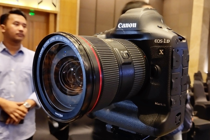 Kamera EOS 1D X Mark III yang jadi perangkat teranyar milik Canon.
