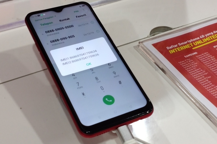 Contoh pengecekan IMEI pada ponsel.