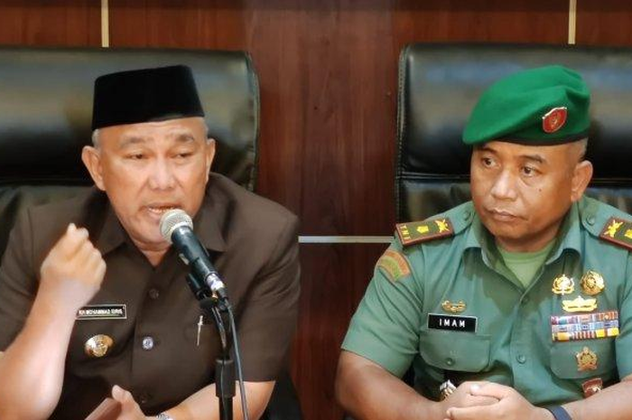 Wali Kota Depok Mohammad Idris di Balai Kota Depok, Pancoran Mas, Kota Depok, Senin (3/3/2020). 