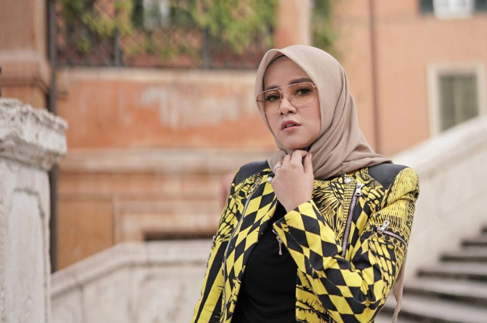 Olla Ramlan alami Penyempitan Pembuluh Darah di Kepala dan lakukan operasi 