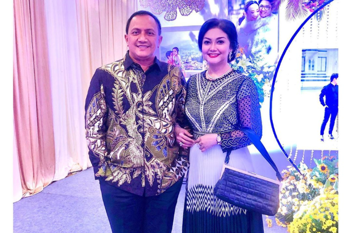 Bella Saphira dan Suami