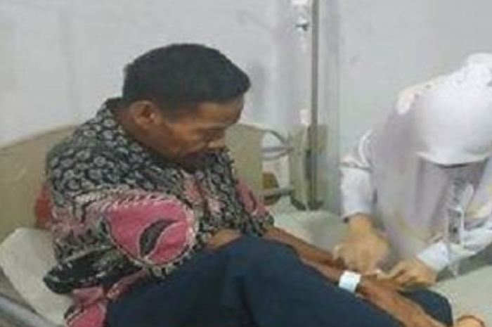 Kegemarannya makan durian berujung petaka, begini nasib pria 62 tahun ini setelah tak sengaja telan biji durian