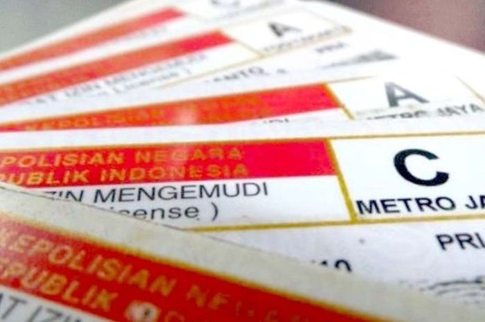 Ilustrasi SIM. Foto di SIM Rusak Atau Sudah Mulai Pudar, Bisa Kok Foto Ulang Tinggal Siapkan Uang Segini