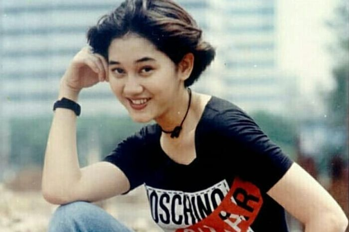 Kisah Pahit Nike Ardilla Jelang Kematian Terungkap, Ditikung Teman Sendiri Hingga Kegalauan Sebelum Tabrakan Maut
