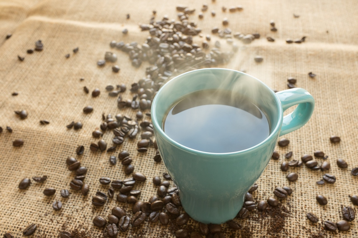 Lalu, bagaimana cara meminum kopi yang tepat agar yang kita dapatkan manfaatnya saja tanpa dampak negatif?