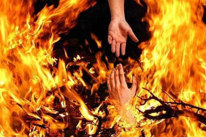 Gambar ilustrasi tewas dibakar