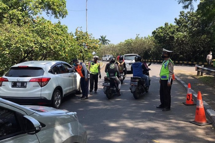 PSBB Jakarta diperpanjang selama 28 hari.