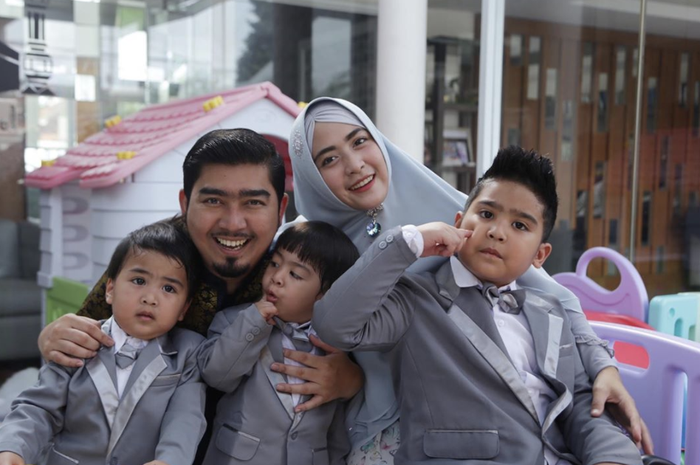 Selalu harmonis, dengan nada bergetar April Jasmine sempat mendorong Ustaz Solmed untuk menikah lagi karena hal ini, kenapa?