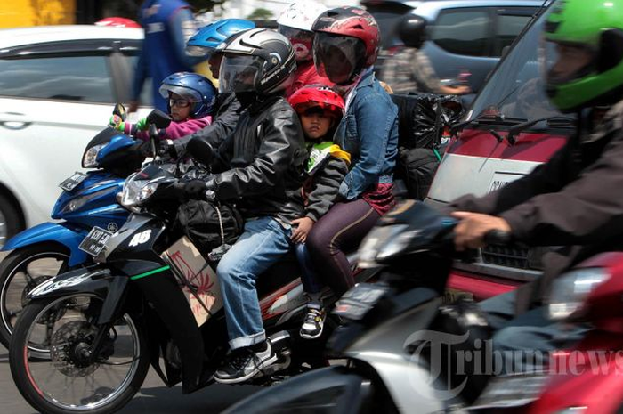 Gubernur DKI Jakarta akan persulit pemudik kembali ke Jakarta.