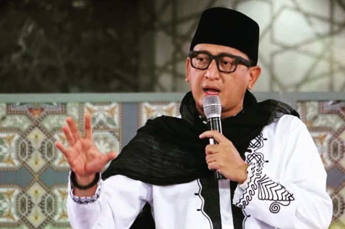 Bikin kaget seantero negeri gegara tetiba pingsan saat berdakwah, Ustaz Zacky Mirza justru ngaku sempat pasrah, kok bisa ? 
