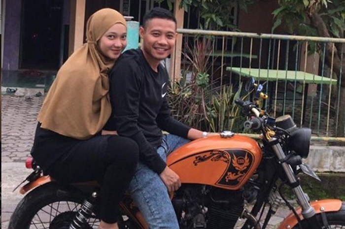 Evan Dimas sumbang gol kedua di Piala AFF 2020 laga Indonesia vs Kamboja, ternyata kapten timnas Indonesia itu punya motor custom bro.