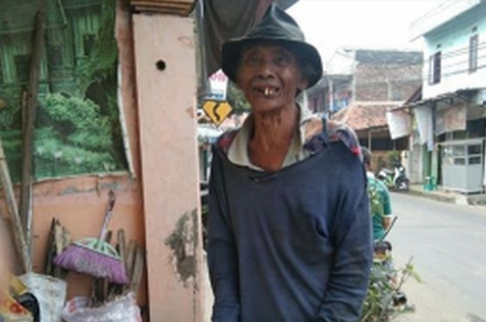 Viral Kisah Haru Seorang Kakek yang Berpenghasilan Rp 1.500 Sehari, Tetangganya Ungkap kebenarannya, Bikin Geleng kepala!