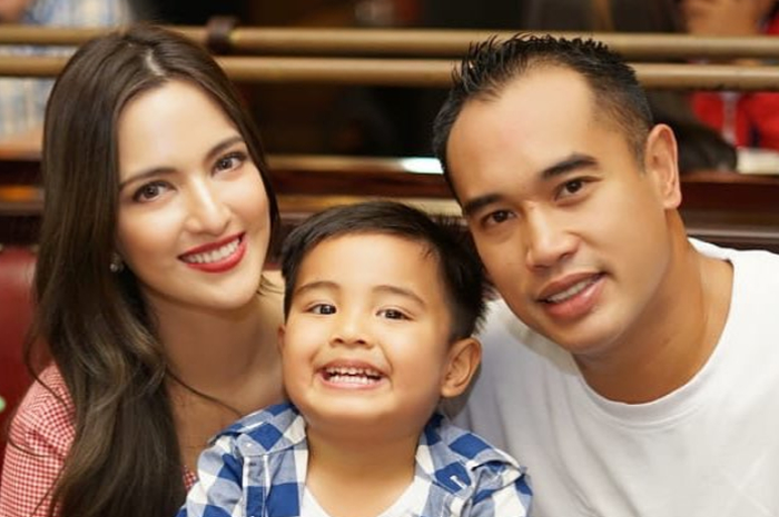 Nia Ramadhani, Ardie Bakrie dan Magika 