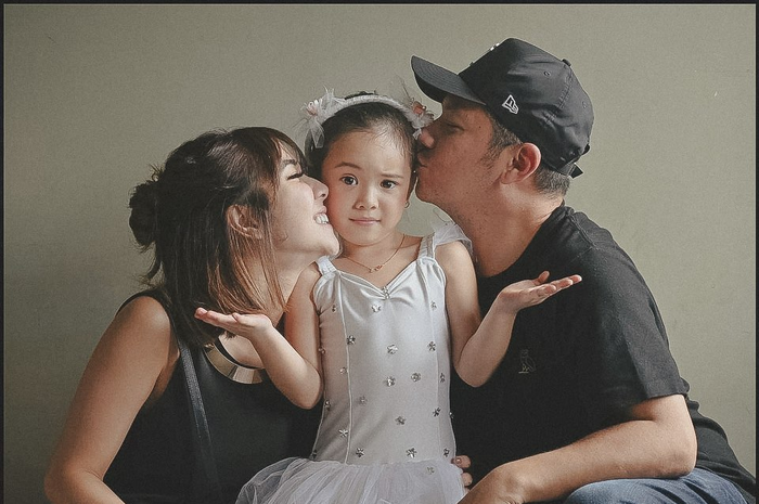 Gisella Anastasia, Gempita Nora Marten, dan Gading Marten.
