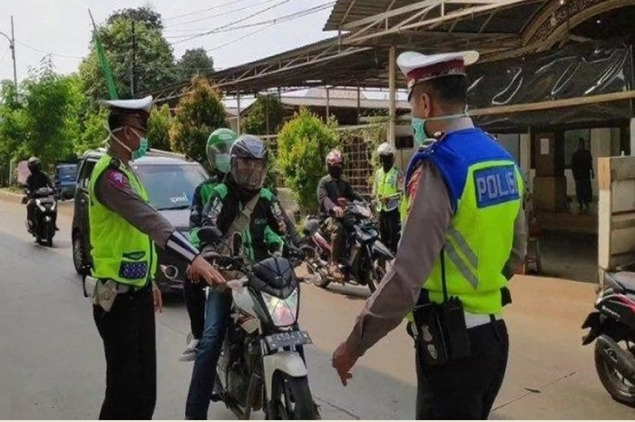 Pemudik yang sudah mudik atau pulang kampung jangan harap bisa kembali dengan mudah