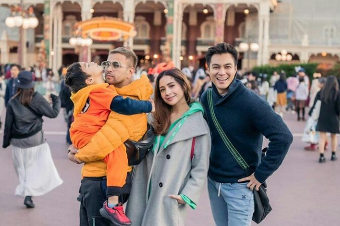 Baim Wong dan keluarga Raffi Ahmad