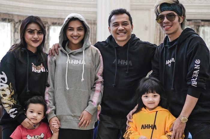 Hubungannya Sudah Direstui Calon Mertua, Atta Halilintar Malah Bingung Ditanya Ashanty Kapan Akan Melamar, Kekasih Aurel: Dateline Ini Memang Paling Susah ya