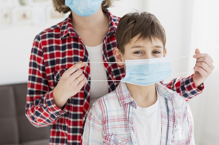 Bisa Berkibat Fatal hingga Sebakan Kematian, Jangan Sekali-kali Dicoba Memakaikan Masker untuk Bayi dan Anak di Bawah Usia 2 Tahun, Pegini Penjelasannya!