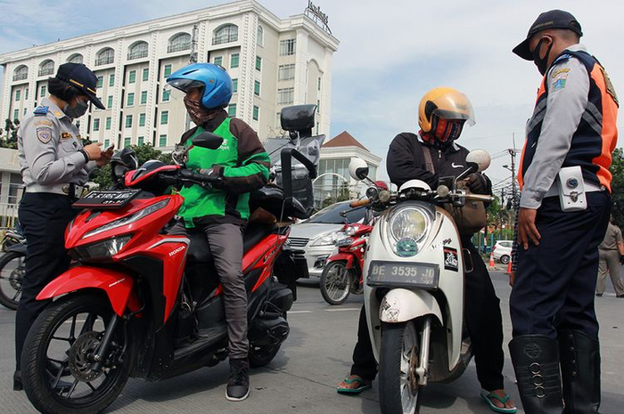 3 Hari menjelang PSBB ketat DKI, keluar masuk Jakarta dibatasi gak ya?