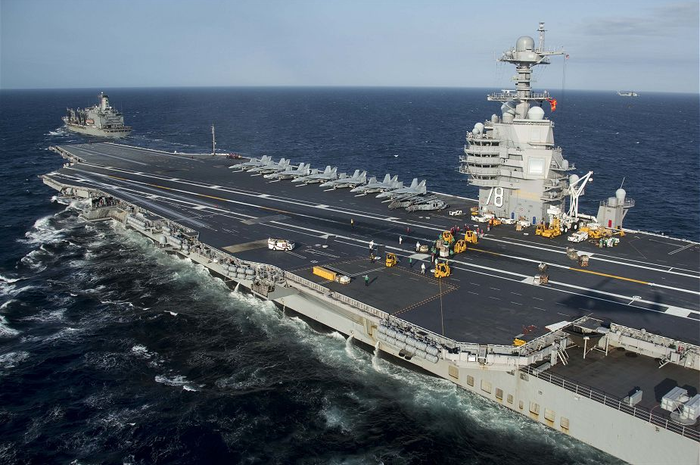 Kapal Induk China Shandong siap melawan kapal perang andalan Amerika Serikat USS Gerald R Ford