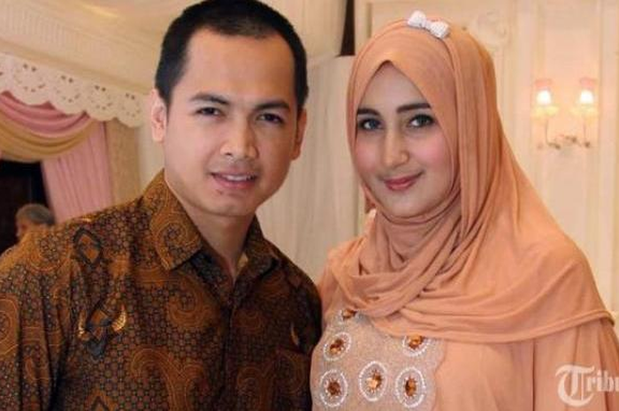 Tidak Dapat Restu Orang Tua Masih Nekat Menikahi Siri Anak Menteri, Aktor yang Banting Setir Jadi Anggota DPR ini Dilaporkan Mertuanya Sendiri Hingga Harus Dijemput Polisi saat Masa Pengantin Baru