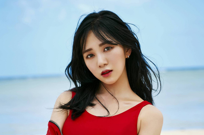 Mina eks AOA