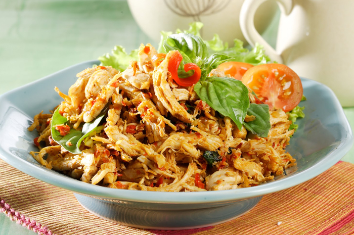 Begini rupanya cara masak ayam suwir pedas sederhana dan enak ala warteg, hanya pakai bumbu rahasia ini. Mau coba?