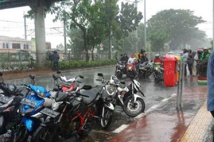 Ilustrasi hujan deras.