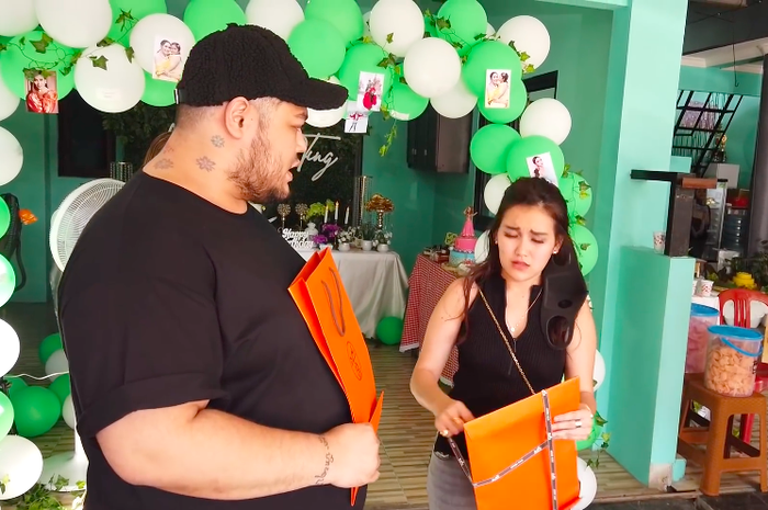 Ayu Ting Ting dan Ivan Gunawan