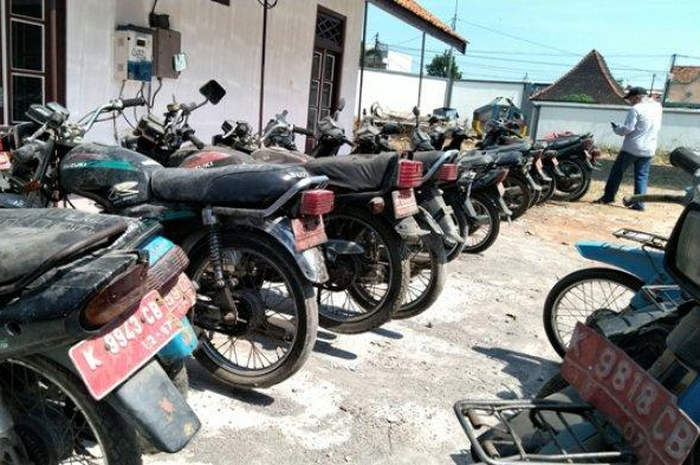 Pemerintah Kabupaten (Pemkab) Kudus akan melelang 49 kendaraan dinas pada hari Selasa (30/6/2020) depan. 