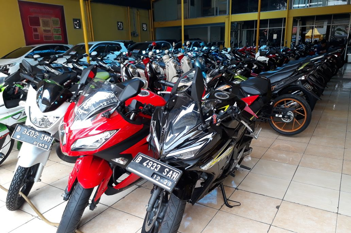 Ilustrasi motor sport bekas