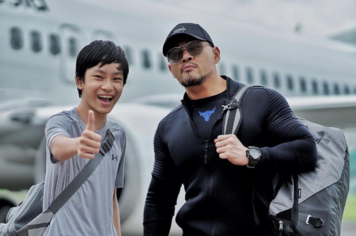  Azka Corbuzier bersama Deddy Corbuzier.