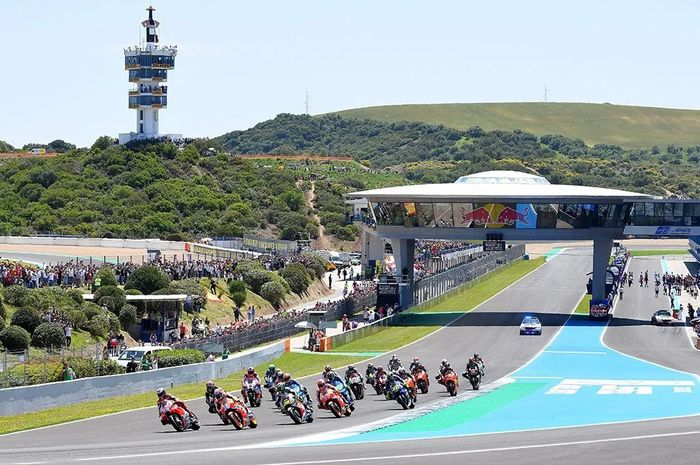 Ilustrasi balapan MotoGP.  Jelang MotoGP Andalusia 2020, ada yang curi kesempatan di balik absennya Marc Marquez. apa maksudnya?