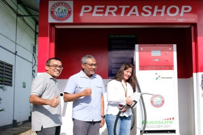 Ilustrasi Pertashop. Harga bensin murah cuma di SPBU mini Pertamina, kini tambah banyak.