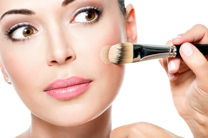 Tips memilih foundation