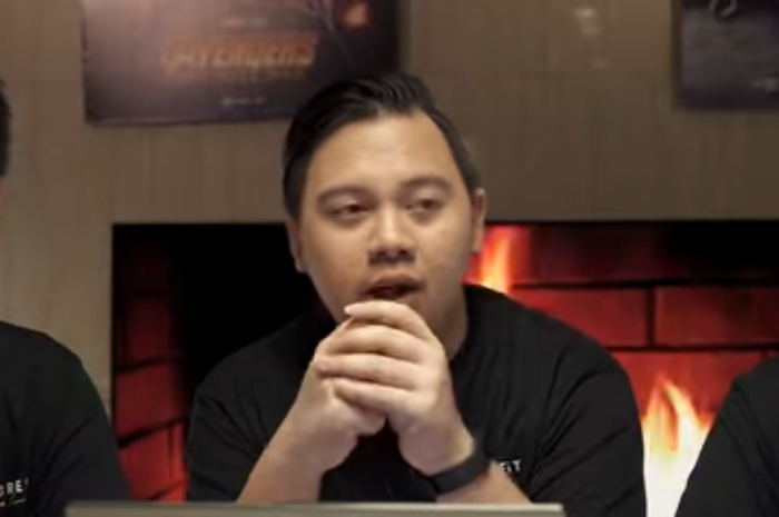 Chandra Liow, Youtuber.