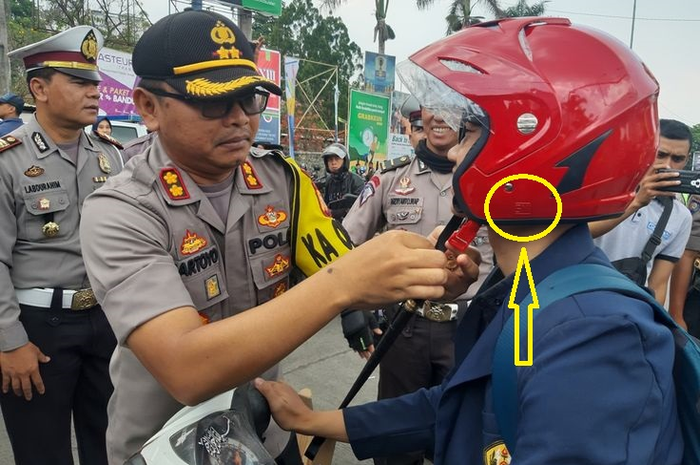 Logo SNI harus berada di samping kiri atau belakang helm jadi incaran polisi dalam razia Operasi Patuh 2023