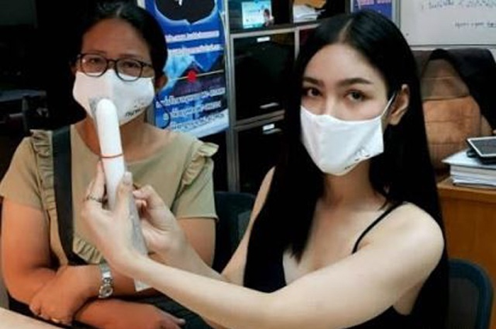 Nong Kao, transgender Thailand yang menuntut ganti rugi.