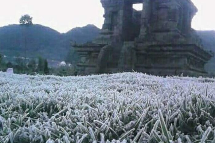 Embun es di Dieng