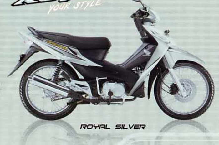 Sekarang Rp 3 Jutaan, motor bebek ini dulu laris manis kini mulai langka dipasaran, pernah punya?